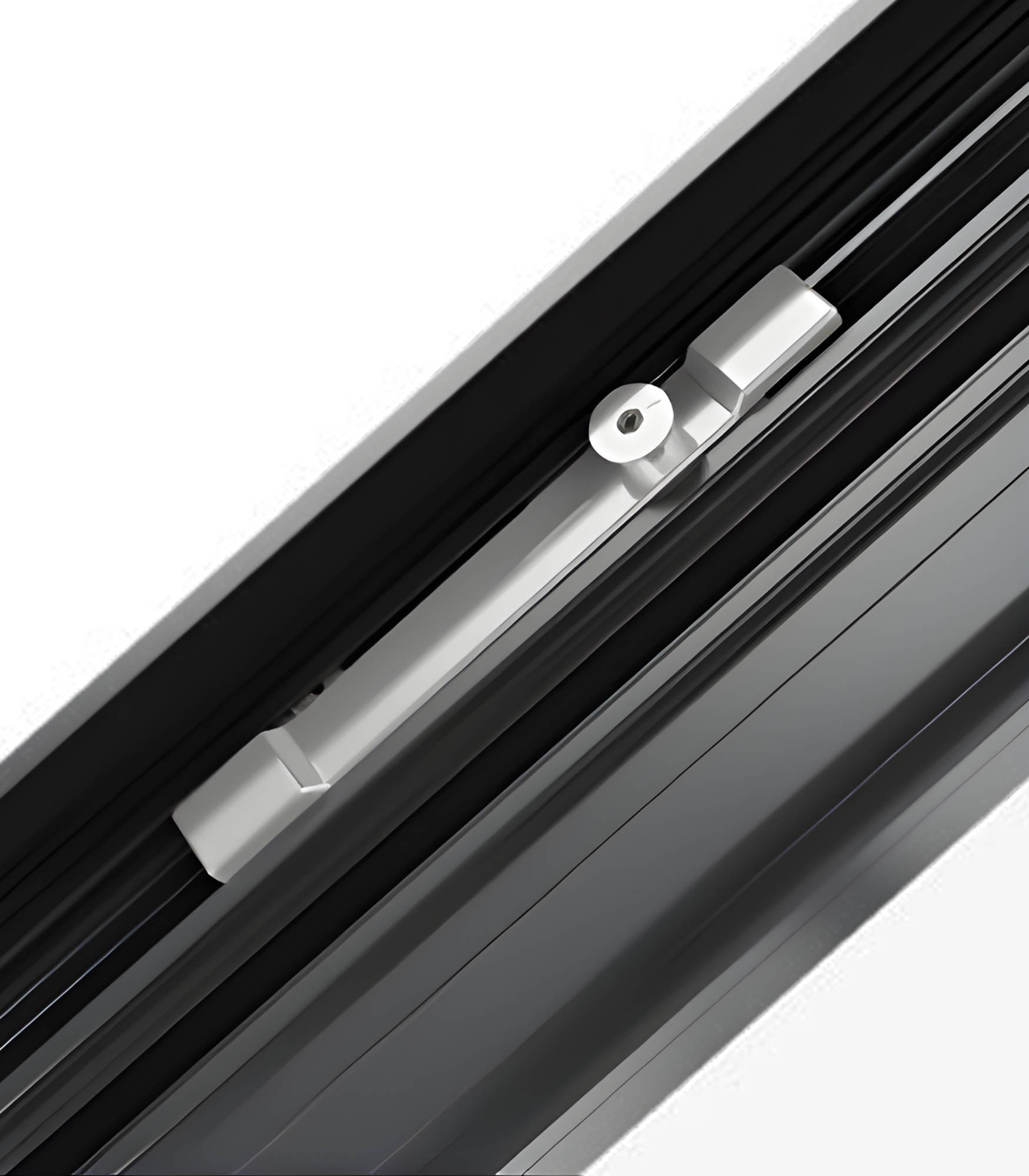VLX 80 Awning Window in Long Beach, CA | Lightwell Windows Long Beach - detail 4