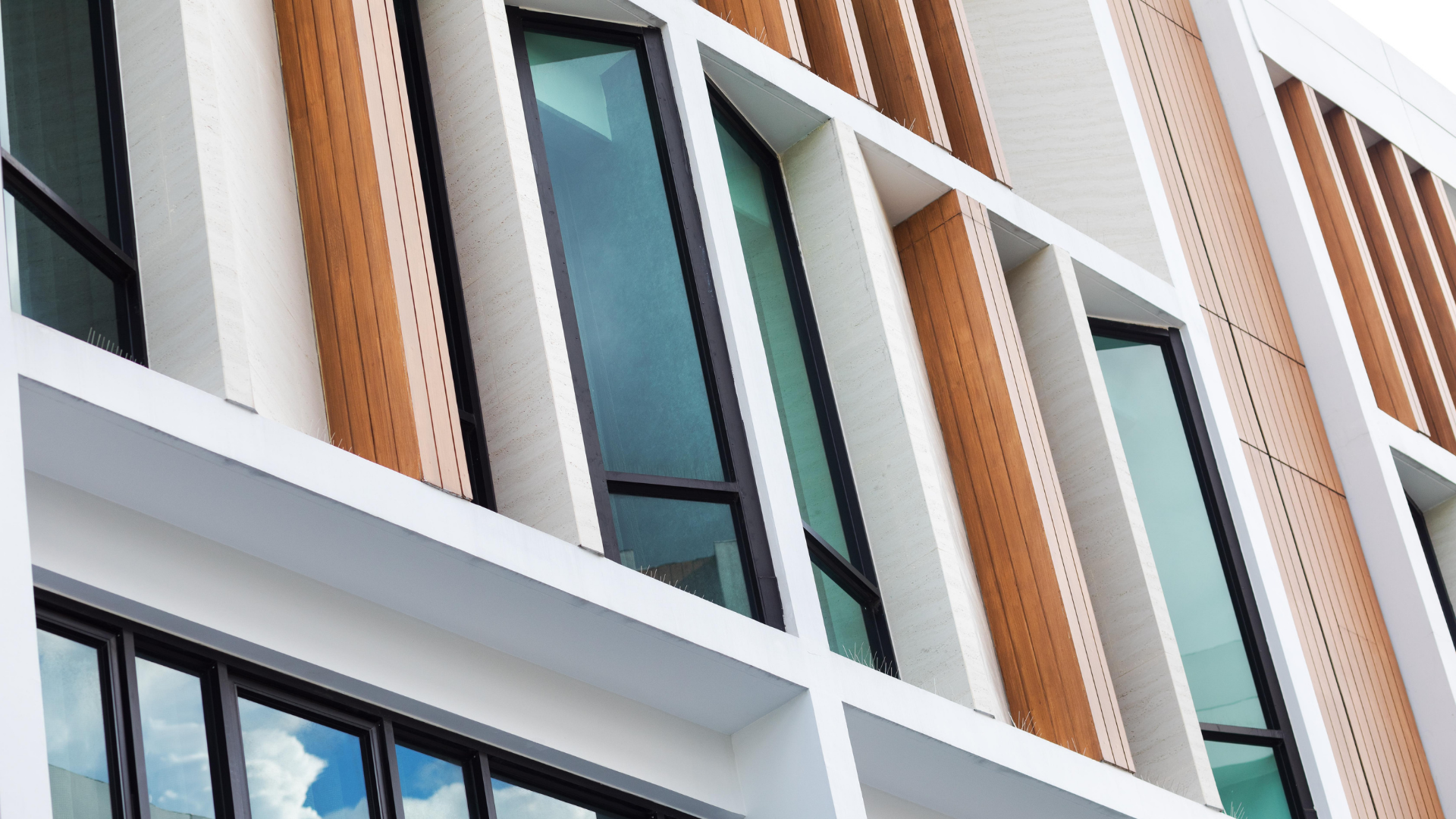 VLX 80 Fixed / Picture Window in Long Beach, CA | Lightwell Windows Long Beach - detail 4